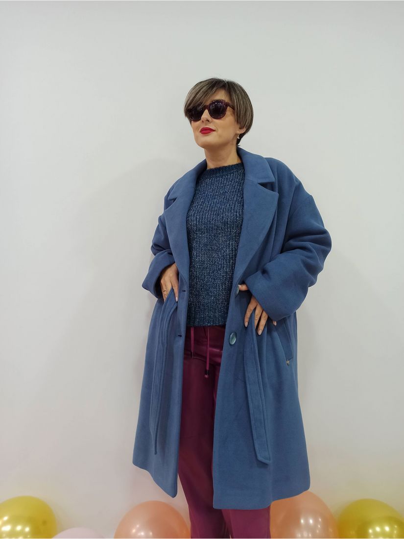 Παλτό μονόχρωμο ελληνικής ραφής με κουμπιά και ζώνη γαλάζιο