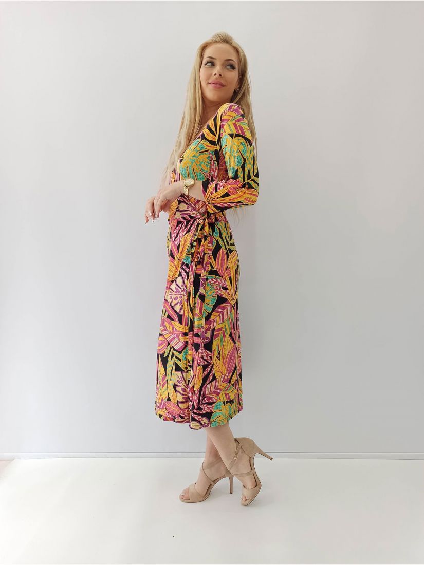 Φόρεμα φλοράλ με τρουακάρ μανίκι και δέσιμο ελληνικής ραφής φούξια