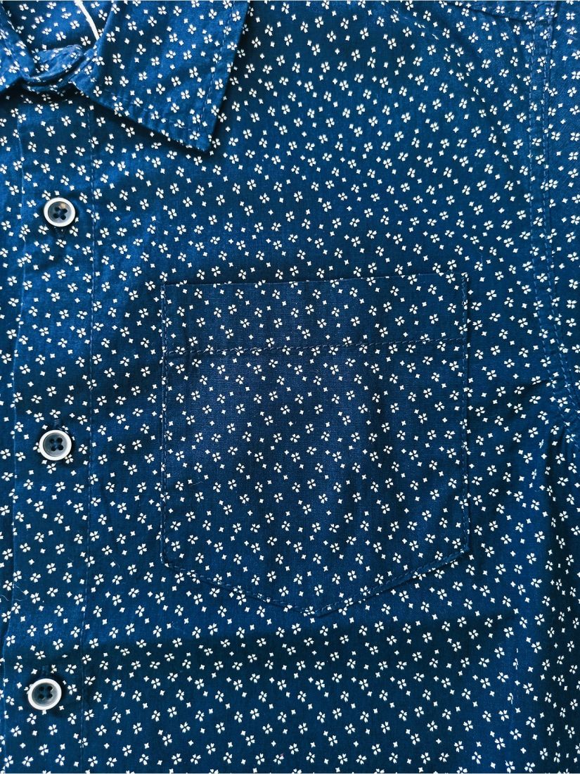 Πουκάμισο βαμβακερό με print πτι φλοράλ και τσέπη μπλε
