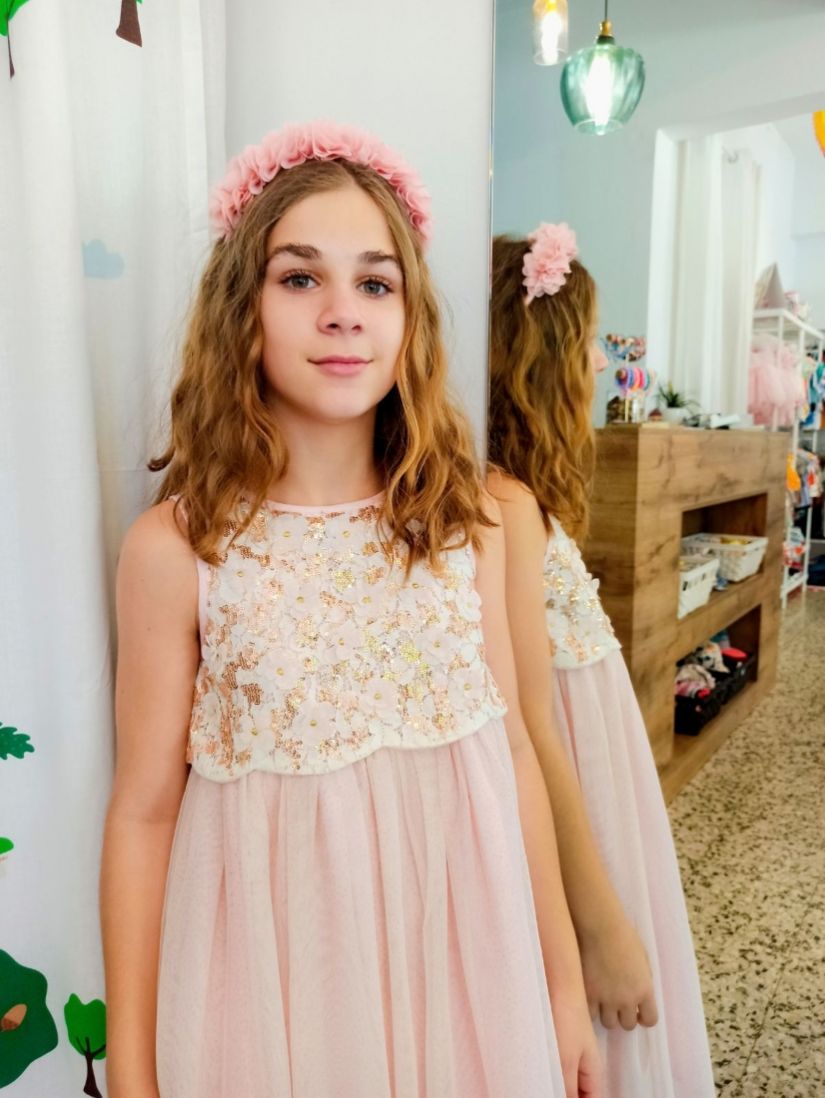 Φόρεμα μακρύ με τούλι στρας και μπούστο παγέτα και κεντημένα λουλούδια ροζ χρυσό