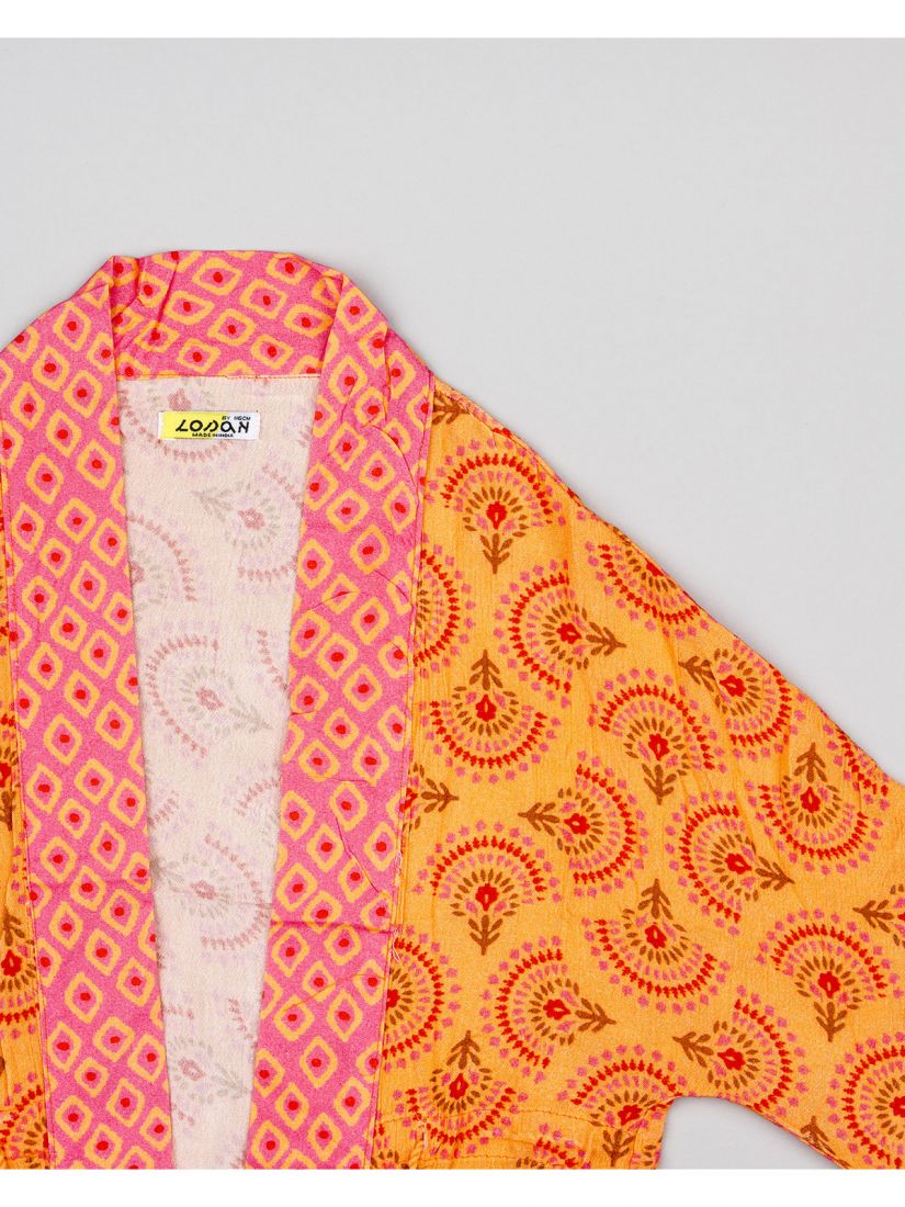 Κιμονό εμπριμέ φλάμα με ζώνη και print γεωμετρικά σχέδια κοραλί