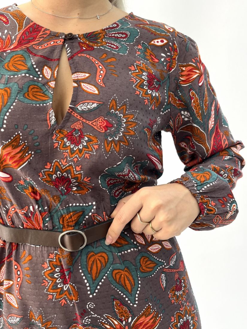 Φόρεμα μίντι εμπριμέ με λάστιχο στη μέση και άνοιγμα με κουμπί εκάι