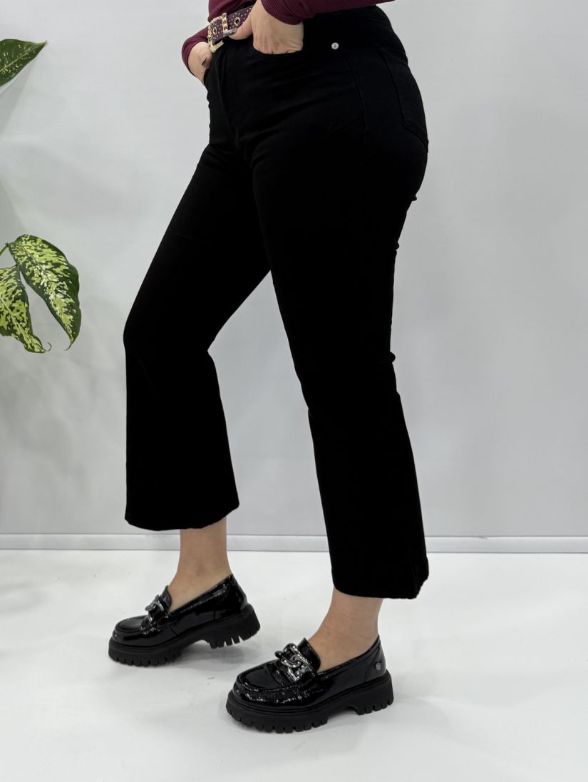 Παντελόνι τζήν ελαστικό καμπάνα cropped μαύρο