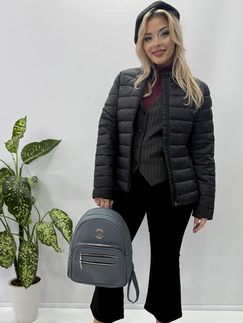 Μπουφάν κοντό καπιτονέ μαύρο