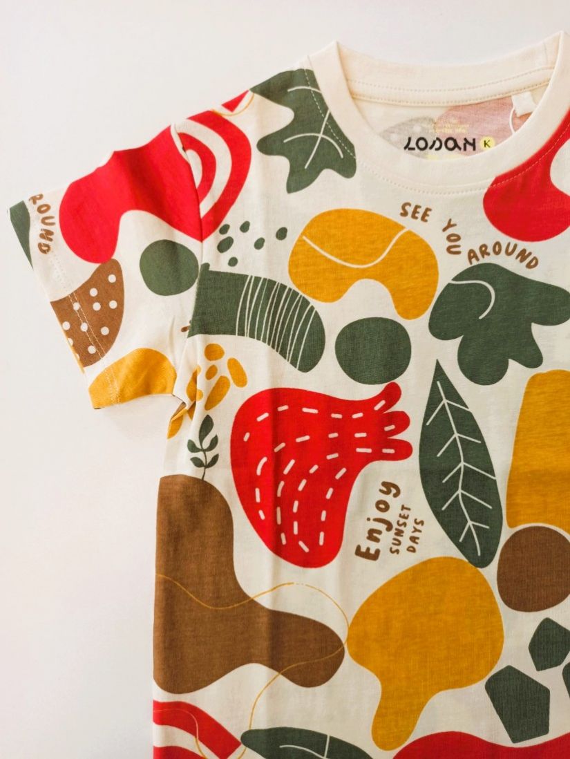 Μπλούζα κοντομάνικη με print leaves χακί