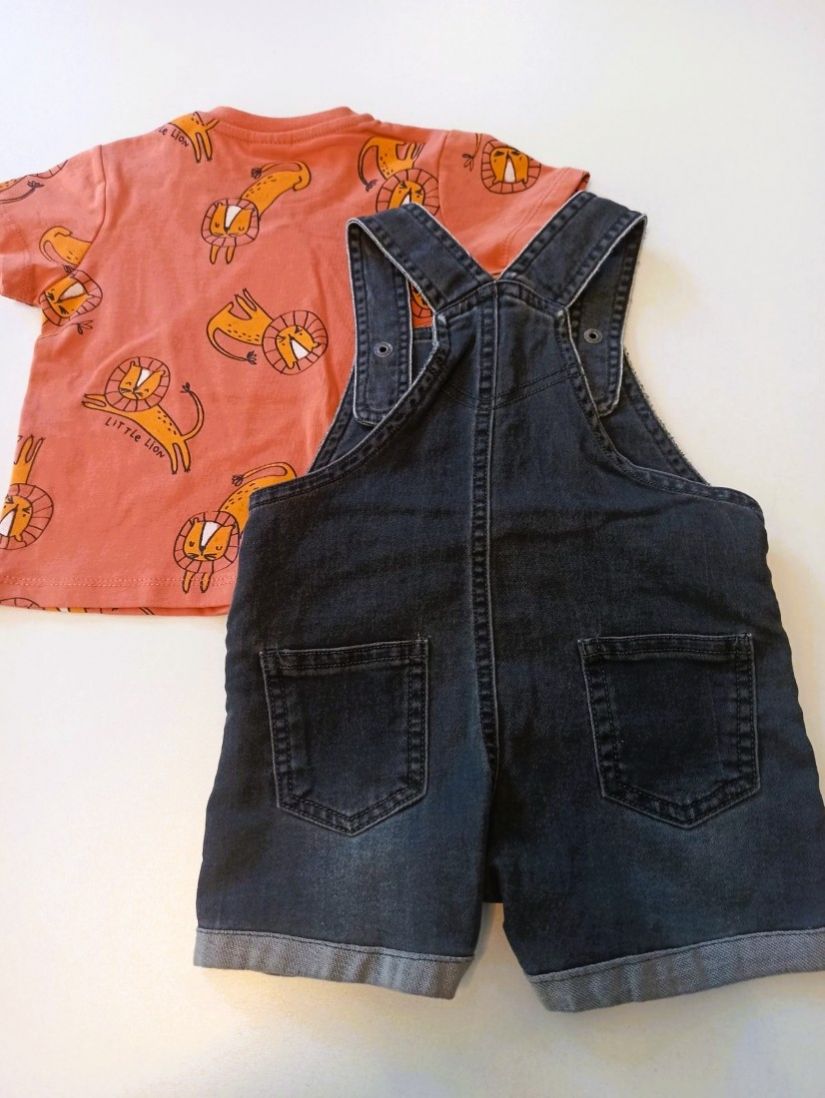 Βρεφικό βαμβακερό σετ μπλούζα κοντομάνικη λιοντάρι και σαλοπέτα με τσέπη και κουμπάκια πορτοκαλί