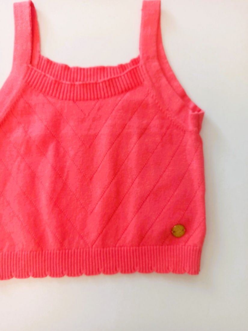 Κροπ τοπ πλεκτό με χρυσή λεπτομέρεια κοραλί