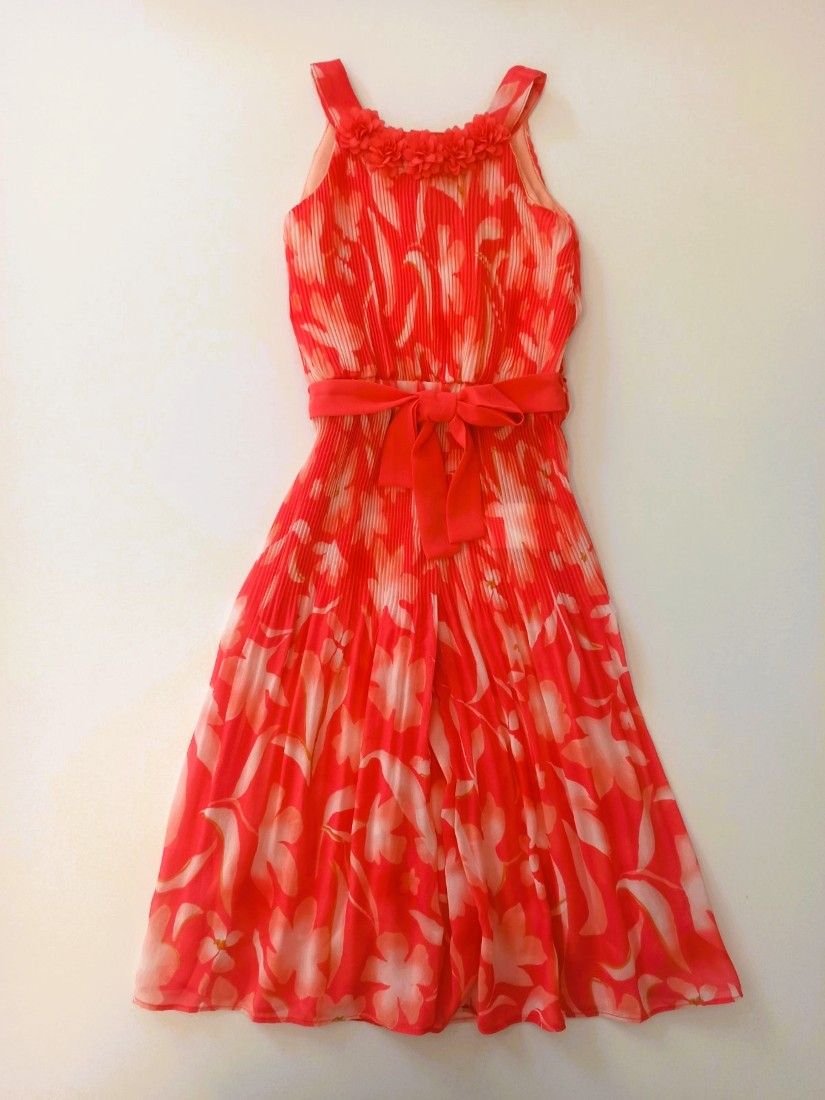 Ολόσωμη φόρμα ζωρζέτα φλοράλ με πλισέ παντελόνα και ζώνη  κοραλί