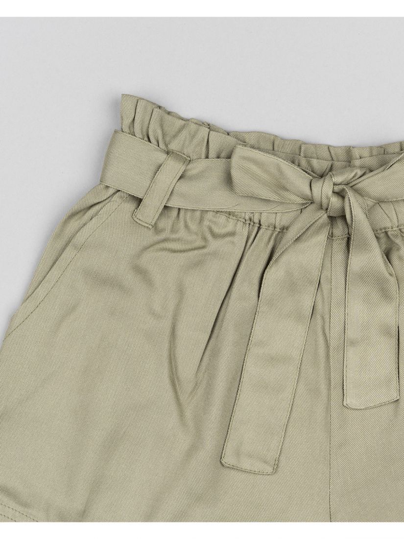 Σετ μπλούζα με print heart και μονόχρωμο σορτς με ζώνη  χακί