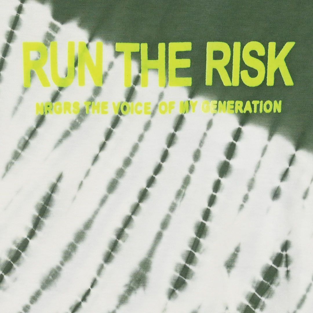 Μπλούζα βαμβακερή κοντομάνικη με print Run the Risk χακί