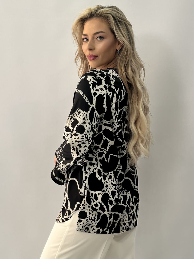 Πουκαμίσα σατέν εμπριμε με V και πιέτα μπροστά  μαύρο