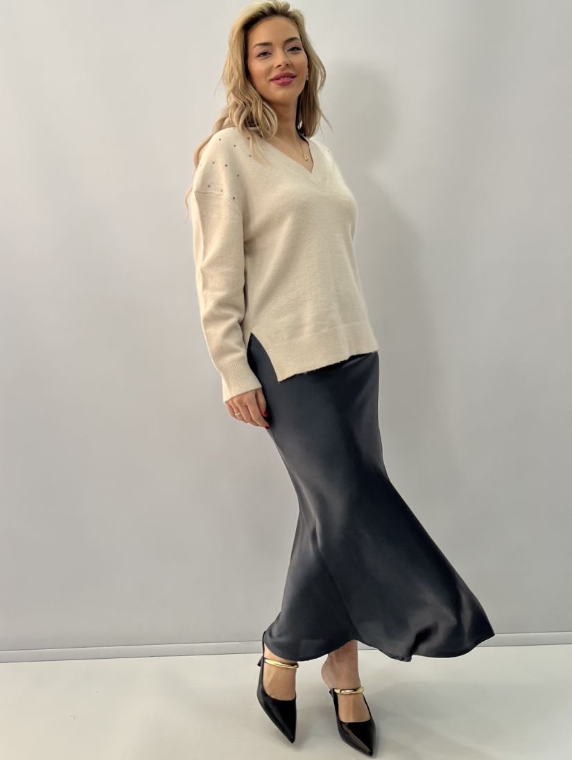 Μπλούζα μπλεχτή με V και στρας εκρού