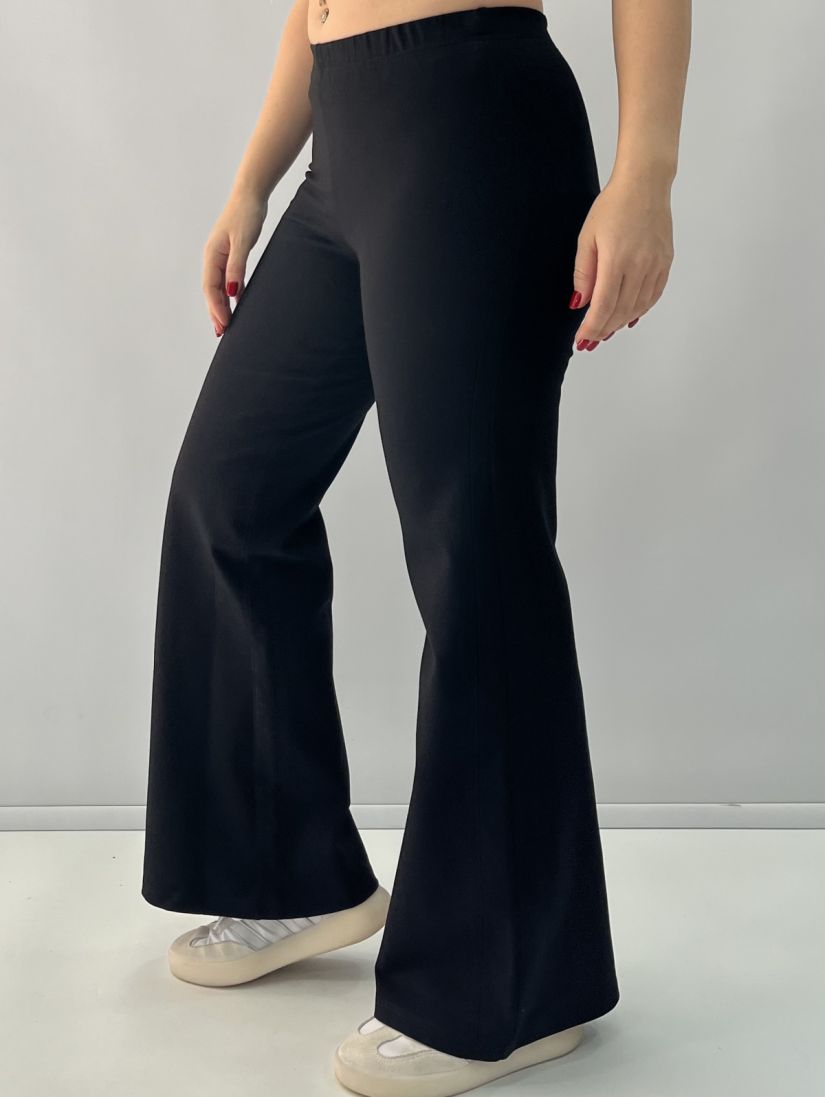 Παντελόνα καμπάνα με λάστιχο στη μέση μαύρο