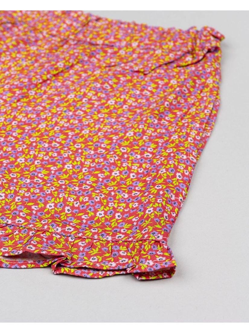 Σορτς φλοράλ με λάστιχο και βολάν κοραλί