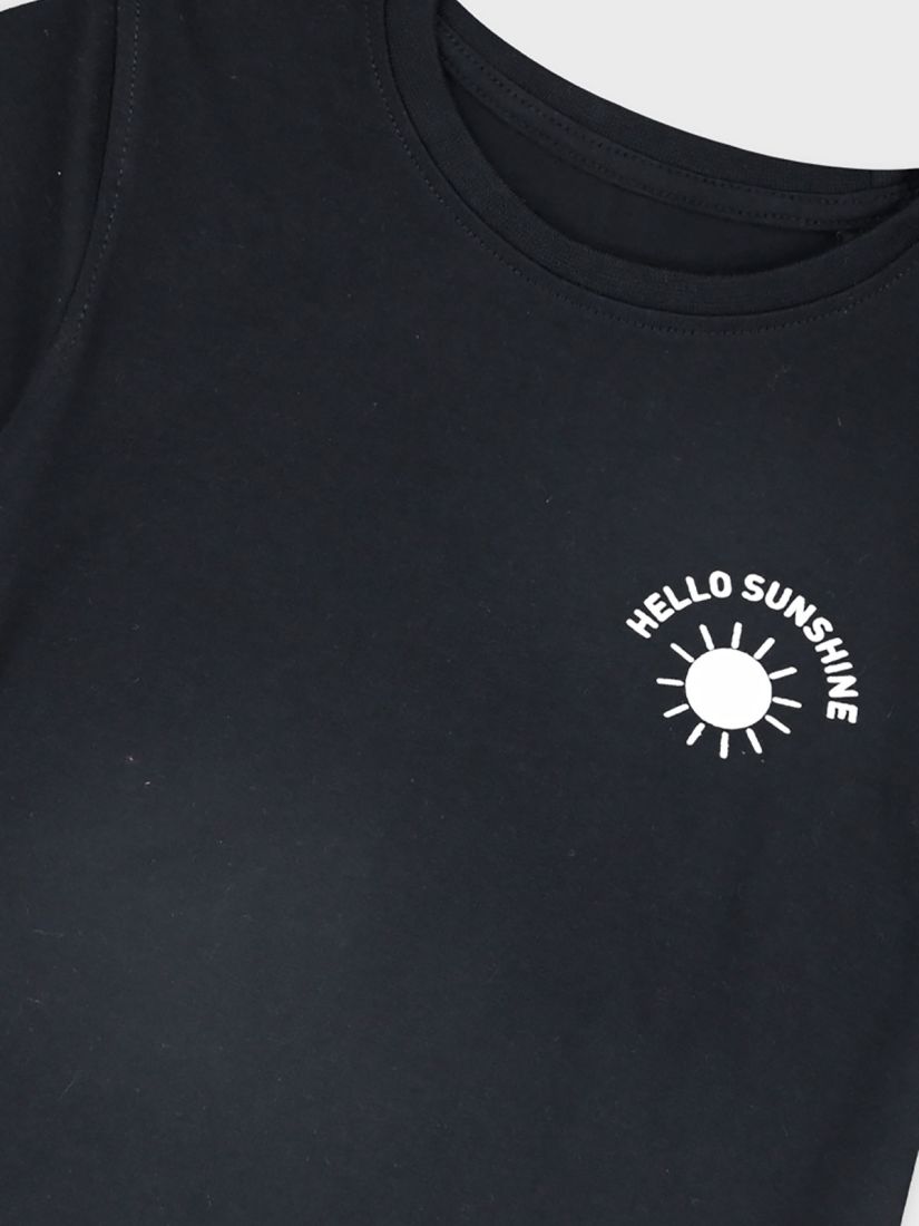 Σετ μπλούζα με print hello sunshine και καρώ βερμούδα μαύρο