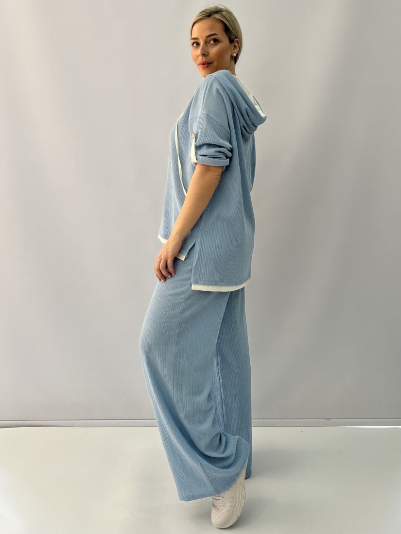 Σετ με μπλούζα oversized και παντελόνα με λάστιχο στη μέση σιέλ