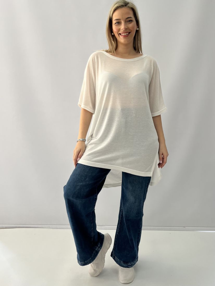 Μπλούζα λεπτή πλεκτή oversized με κοντό μανίκι λευκό