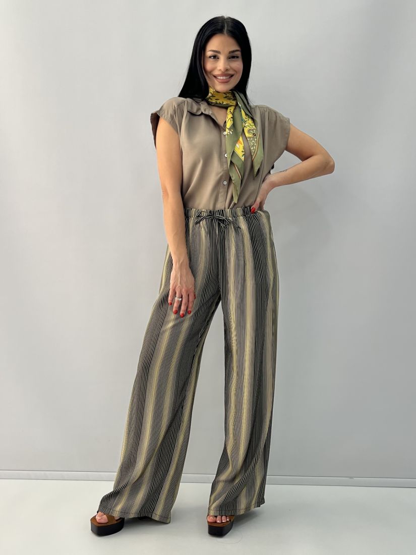 Παντελόνα με λεπτή ρίγα μαύρο