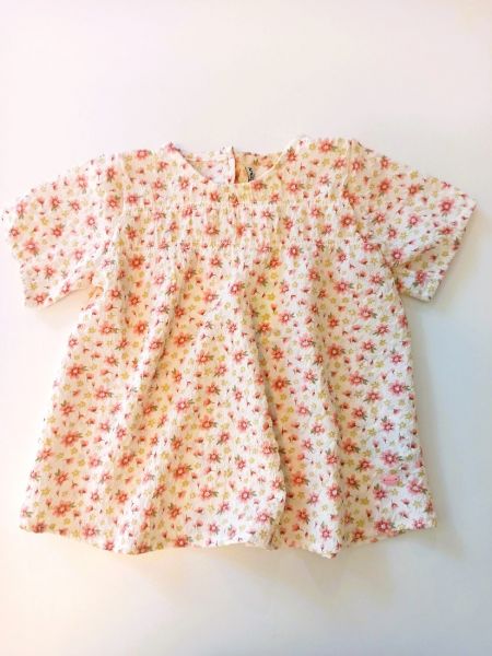 Μπλούζα γκοφρέ με floral print και κουμπί στο πίσω μέρος μπεζ