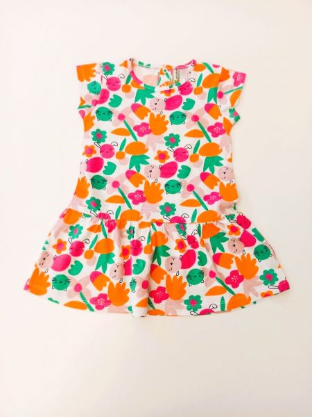 Φόρεμα βρεφικό με εμπριμέ μοτίβο και βολάν φούξια