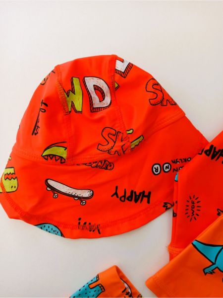Βρεφικό αντηλιακό καπέλο με SPF 40+ και print δεινόσαυροι πορτοκαλί