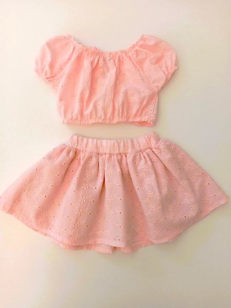 Βρεφικό σετ μπούστο και φούστα με κοφτό κέντημα ελληνικής ραφής  ροζ