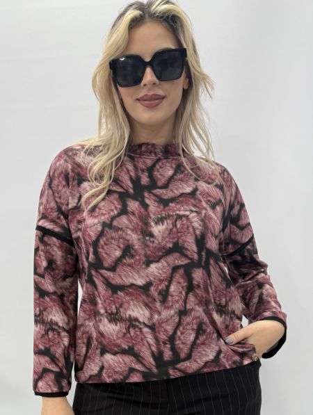 Μπλούζα πλεκτή εμπριμέ με ρέλι στο μανίκι φούξια