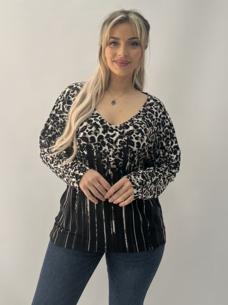 Μπλούζα ελαστική με V μαύρο