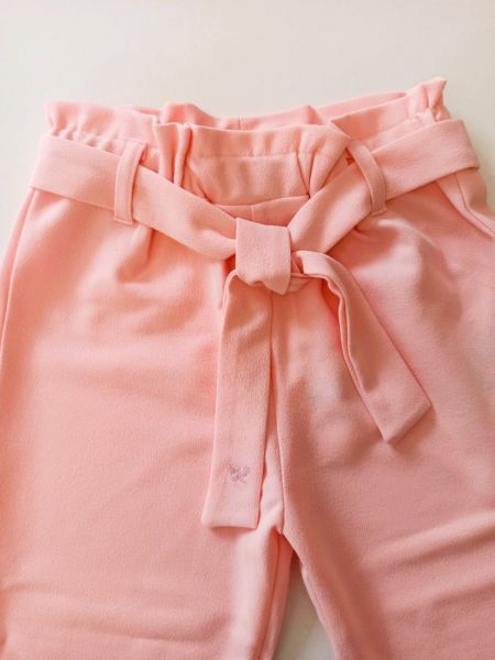 Παντελόνα μονόχρωμη κρεπ με ζώνη ροζ