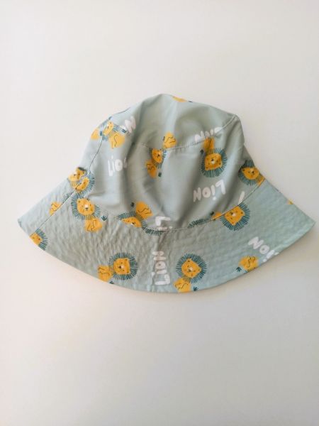 Καπέλο με print λιονταράκια χακί