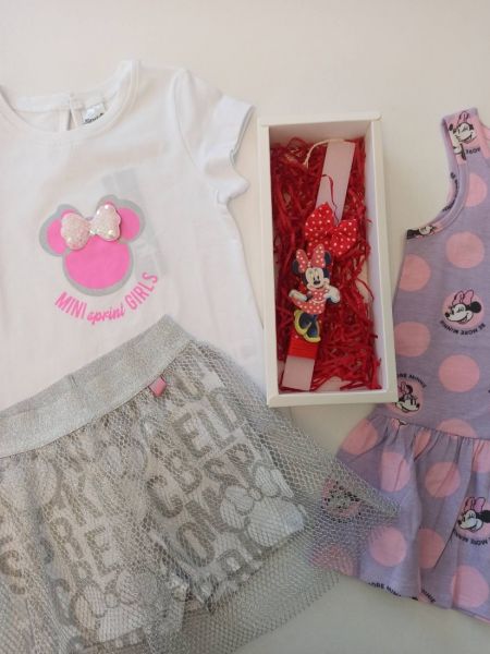 Χειροποίητη λαμπάδα με Minnie μαγνητάκι και φιογκάκι κόκκινο