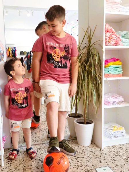 Σετ μπλούζα με βερμούδα με print skull εκάι